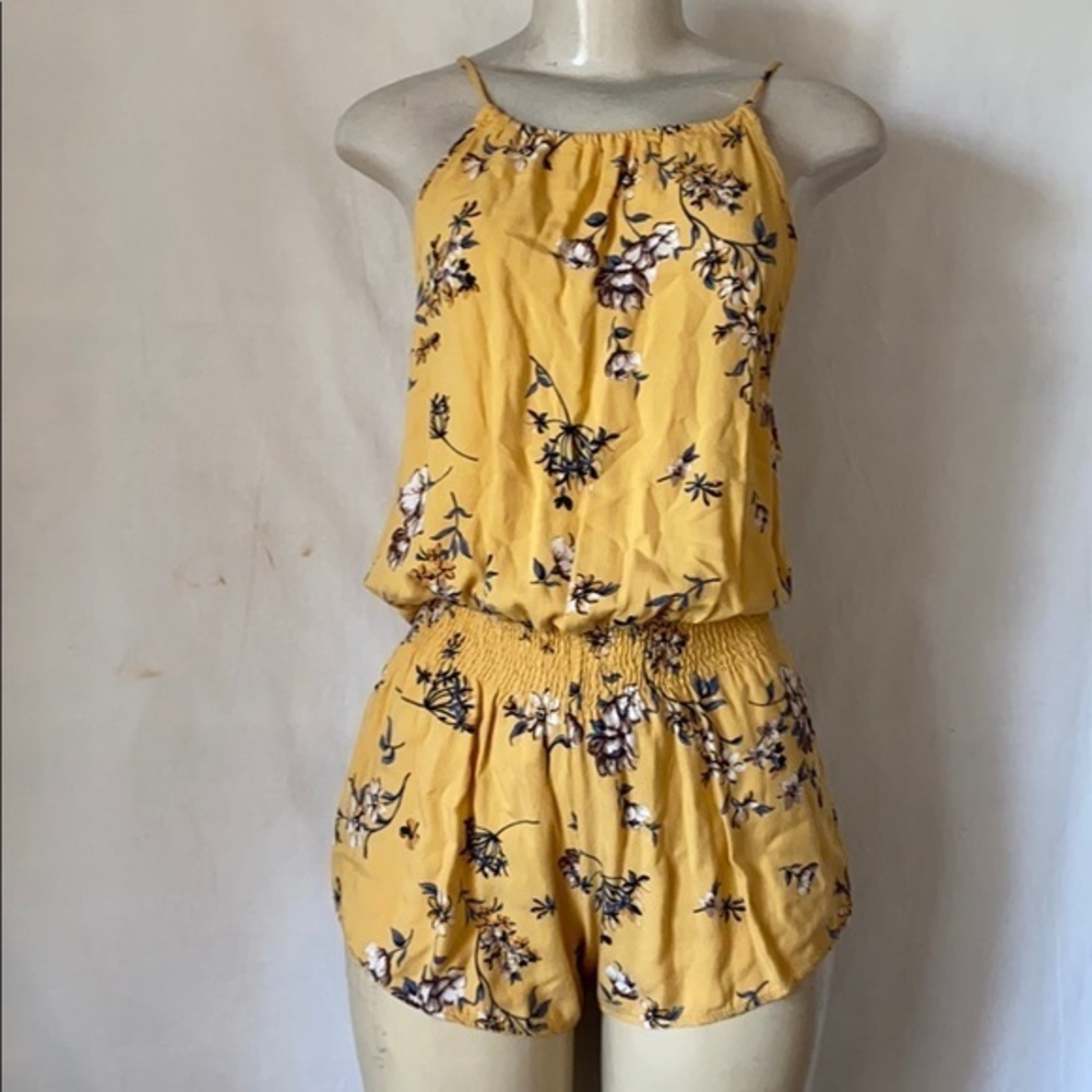 Brandy Melville ROMPER JUMPER backless Size S